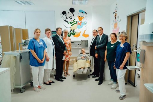 SSK MG und Förderverein proEli stiften neue Bonding-Stühle für Frühgeborene und ihre Eltern