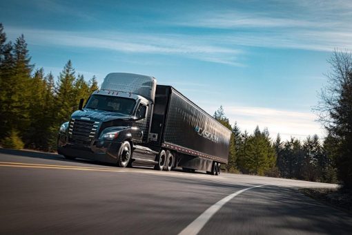 Daimler Truck Financial Services und Electrada entwickeln Charging-as-a-Service-Lösung für elektrische Lkw und Busse