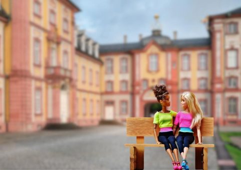 Noch bis zum 3. Oktober: letzte Chance auf Ausstellung zur Stilikone Barbie im Schloss