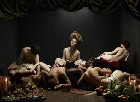 »nudes and flowers«