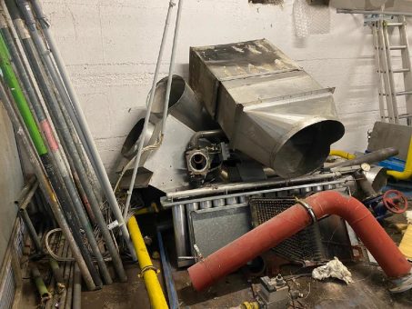 Schnell Service bei Schrottabholung in Aachen für private und gewerbliche Kunden