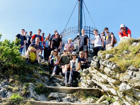 Teamerlebnis in der Natur: Betriebsausflug der sixData GmbH auf den Hochfelln