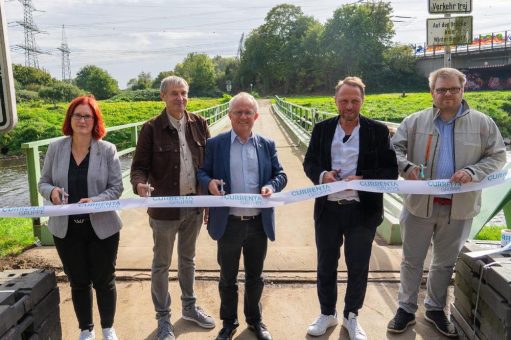 Pontonbrücke über die Wupper wieder geöffnet