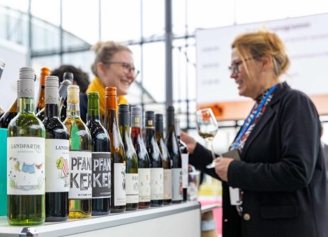 Erster Einblick in Ausstellerportfolio und Forenprogramm:  Das bietet die Premiere der EUROVINO – Fachmesse für Wein im März 2024