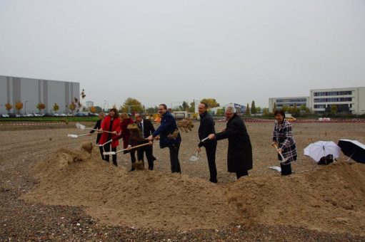 Campus-Erweiterung: Spatenstich für den Neubau