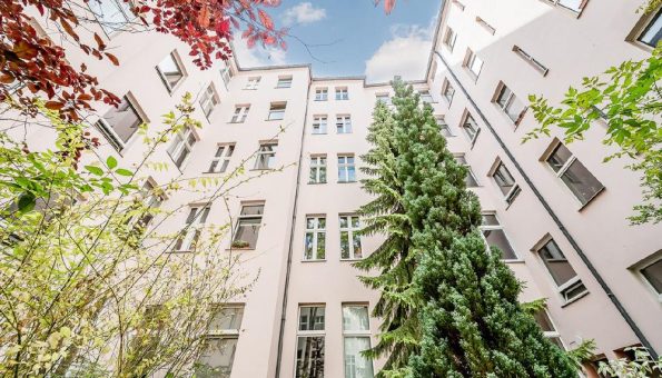 Tolle Immobilien hat Transaktion eines Mehrfamilienhauses in Berlin begleitet