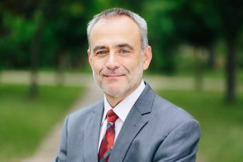 Roland Fischer, Rektor der Theologischen Hochschule Friedensau, begeht 40. Dienstjubiläum