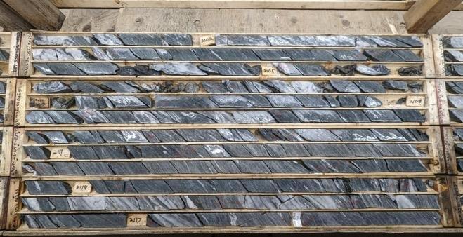 Gold Terra erweitert die goldhaltige Campbell-Scherung mit einem 30-Meter-Abschnitt 200 Meter unterhalb der Lagerstätte Con auf dem Con Mine Option Property