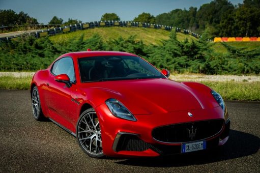 Pirelli: Von klassisch bis modern – neue Reifen für Maserati GT-Automobile