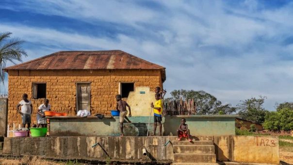 Credendo beobachtet wirtschaftliche Erholung in Angola dank hoher Ölpreise