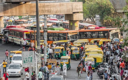 Indiens Regierung setzt auf Infrastrukturinvestitionen