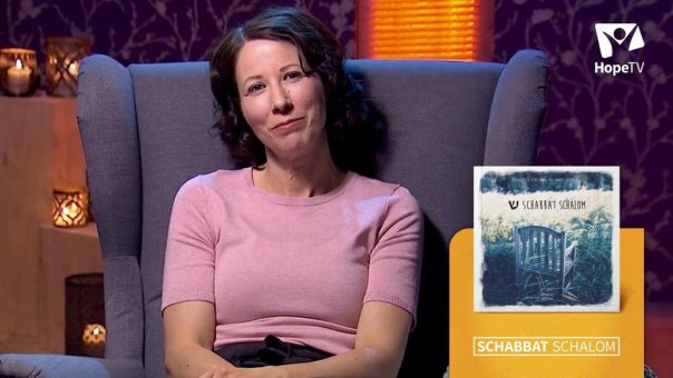 Hope TV gibt zusammen mit Advent-Verlag Lüneburg Buch zur TV-Sendung „Schabbat Schalom“ heraus