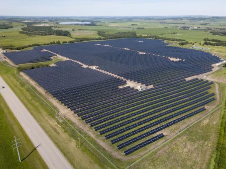 GOLDBECK SOLAR sichert sich 44 Mio.-€-Finanzierung von RGREEN INVEST für 93 MWp in Kanada und Chile