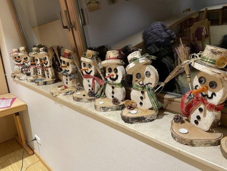 Basteln für einen guten Zweck in Neuburg/Donau