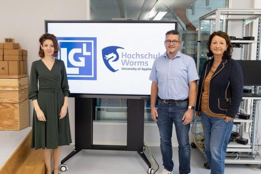 Kooperation zwischen dem Fachbereich Informatik der Hochschule Worms und dem Lessing-Gymnasium Lampertheim stärkt MINT-Bildung in der Region