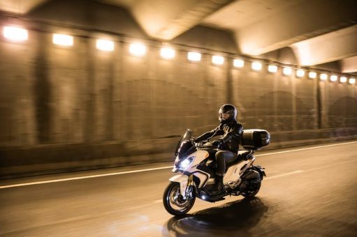 Mythos Autobahn: der Knigge für Motorradfahrende
