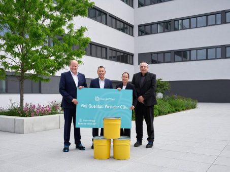 Die Firma Sika setzt ab jetzt auch auf nachhaltigen bluemint® Verpackungsstahl von thyssenkrupp Rasselstein