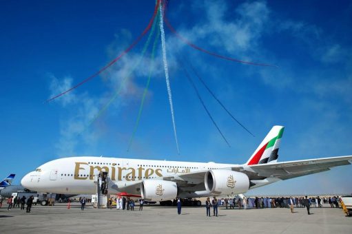 Emirates unterzeichnet bedeutende Investitionen in seine A380-Flotte für die nächsten zehn Jahre auf der Dubai Airshow 2023
