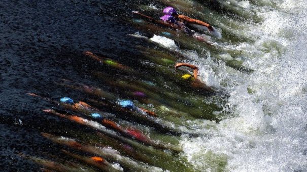 „Unterwassershow”: Matthias Hangst gewinnt Sven-Simon-Preis für das Sportfoto des Jahres 2022