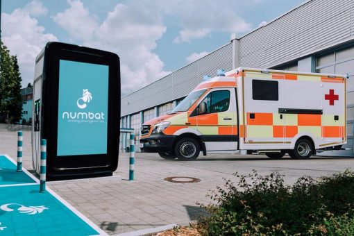 Sana Kliniken und Numbat bauen Schnellladeinfrastruktur für E-Autos auf