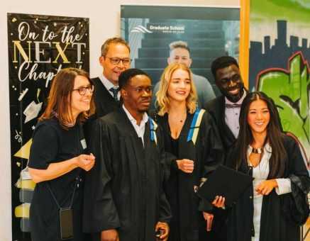 Ein Feuerwerk der Kulturen – internationale Graduation Night