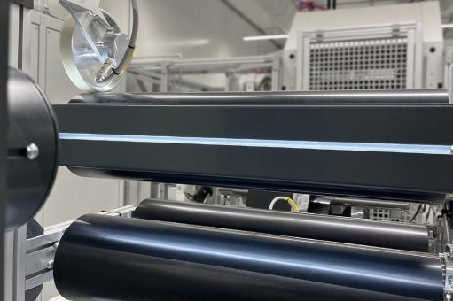 BST iPQ-Surface ENERGY: Verbesserte Multiplex-Kamera für noch effizientere Fehlererkennung in der Batteriezellproduktion