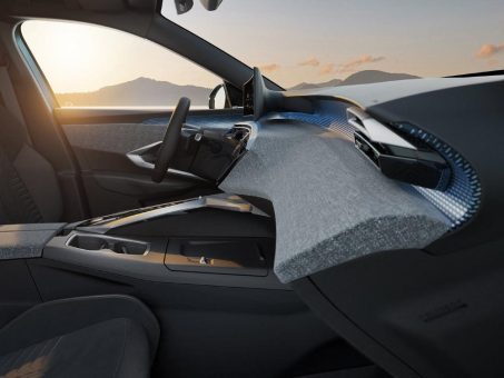 PEUGEOT Panorama i-Cockpit® gewinnt Connected Car Award 2023
