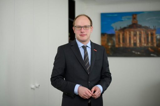 Vollversammlung der Handwerkskammer bestellt Jens Schmitt rückwirkend zum Hauptgeschäftsführer