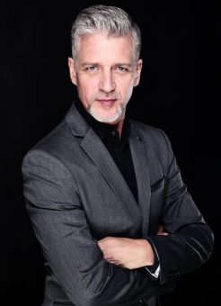 Michael Nündel ist der neue Musikdirektor der Musikalischen Komödie ab der Spielzeit 2024/25