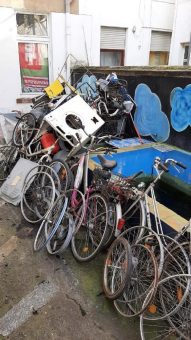 Schrotthändler Bonn: Professionelle Autoverschrottung, Entrümpelung und Altmetallentsorgung