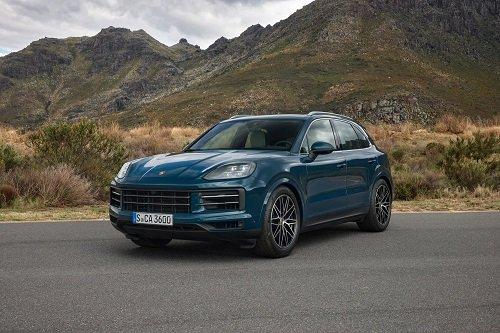 Pirelli produziert in Breuberg maẞgeschneiderte Reifen für das Porsche Cayenne Facelift: in allen Gröẞen für alle Jahreszeiten