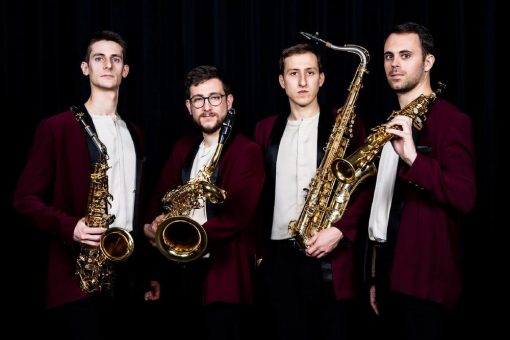 Tee und Kaffee stimmen Senior*innen auf Konzert am Sonntagvormittag ein