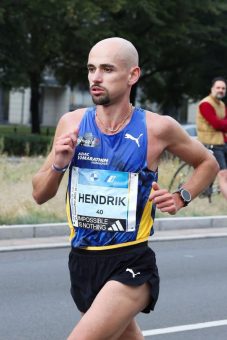 Hendrik Pfeiffer verpasst mit Weltklassezeit von 2:07:14 Olympia um neun Sekunden!