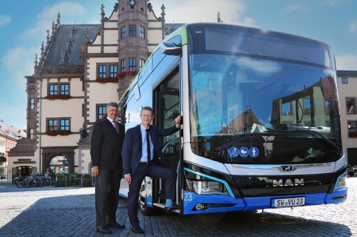 Komfortabel und nachhaltig unterwegs mit den neuen E-Bussen der Stadtwerke Schweinfurt