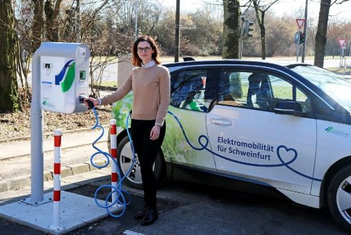 Stadtwerke Schweinfurt bauen Ladenetz 2021 weiter aus: Neue Ladestation am Wildpark an den Eichen