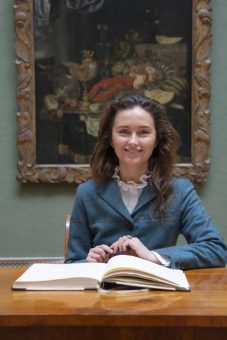 Prinzessin Sophie von Bayern übernimmt die Schirmherrschaft für die Ausstellung „Rachel Ruysch. Nature Into Art“, die vom 26. November 2024 bis 16. März 2025 in der Alten Pinakothek präsentiert wird