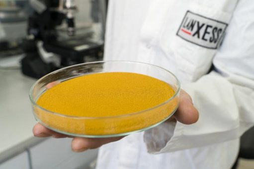 Forschungskooperation: LANXESS und IBU-tec entwickeln Eisenoxide für LFP-Batteriematerial