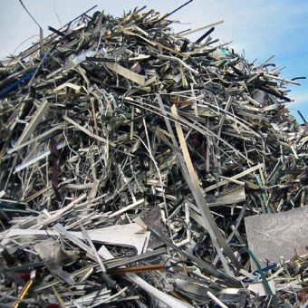Die Schrottabholung Düsseldorf bietet die Abholung von Schrott sowie den Ankauf von Metallschrott