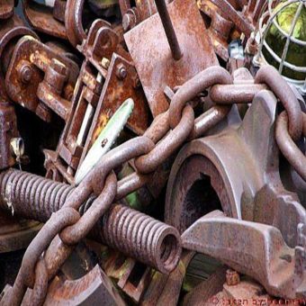 Schrottabholung Düsseldorf – Schrott sammeln, Schrott kaufen und zum Recycling schicken send