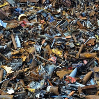 Schrotthändler in Bergkamen bietet fachgerechte Sortierung Schrott & Metalle