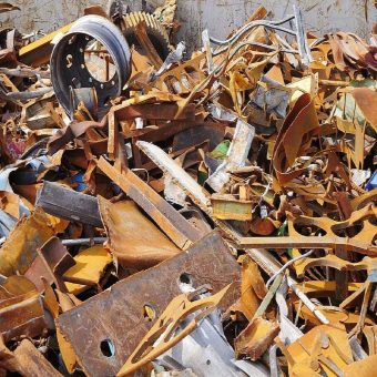 Fahrende Schrotthändler kaufen Schrott in Dinslaken
