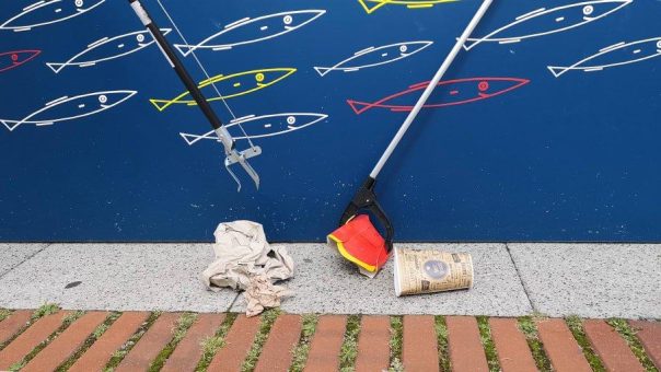 Abfallsammelaktion in der Kieler Innenstadt am Samstag