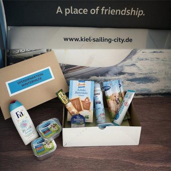 Kiel-Marketing überreicht bereits 300 Winter-Hilfspakete für Obdachlose und ihre Vierbeiner