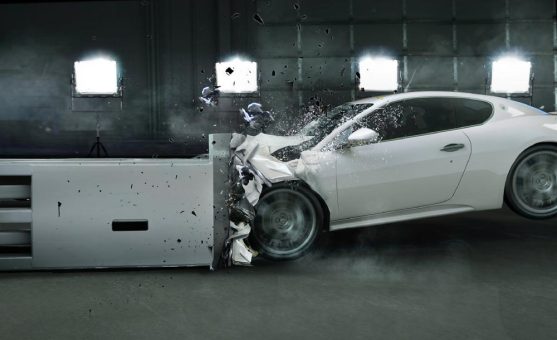 Fahrzeugsicherheit von Hybrid- und Elektrofahrzeugen