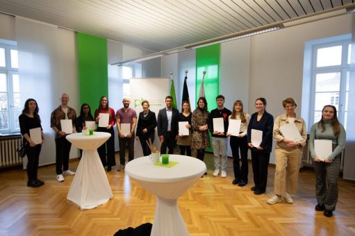 Deutschlandstipendium: PHKA-Studierende nahmen ihre Urkunden entgegen