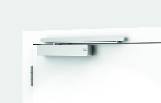 German Design Award 2018 für den neuen Gleitschienentürschließer TS 98 XEA von dormakaba