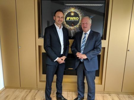 Bundestagsabgeordneter Peter Weiß zu Besuch bei der WRO