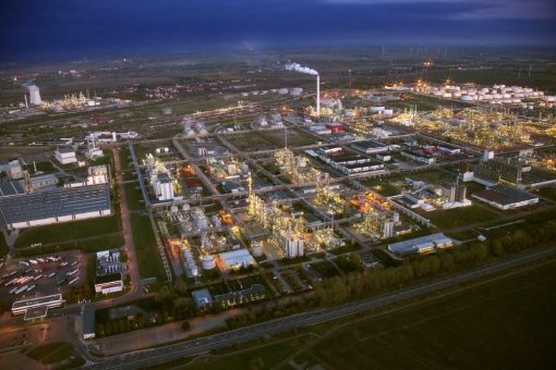 Kraftanlagen, deutsche Tochtergesellschaft von Bouygues Construction, erhielt den Auftrag zur Modernisierung der Kraftwerksanlage von InfraLeuna