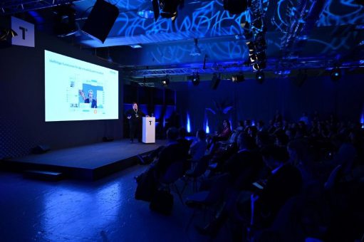 Hybride Teams im Fokus: alfaview-Keynote zur digitalen Transformation auf der Digital Office Conference/TRANSFORM