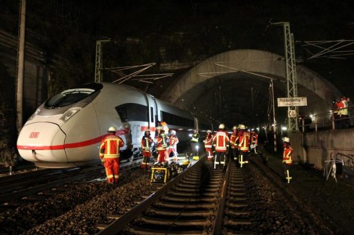 Zugunglück am Rollenbergtunnel – Rettungskräfte üben die größte Katastrophe des Landes